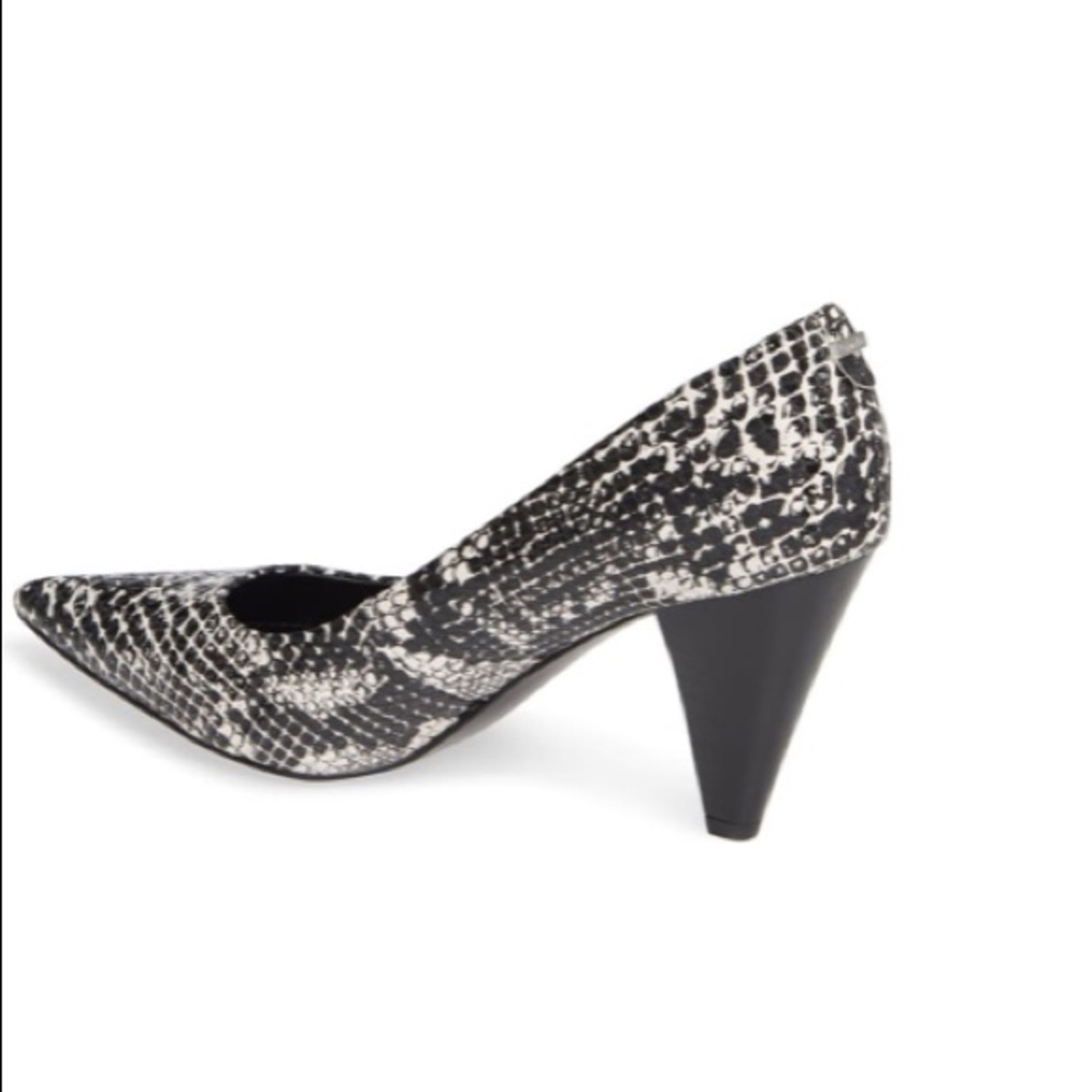 CALVIN KLEIN PUMPS SIZE 7 & 1/2 NEW - Picture 2 of 8